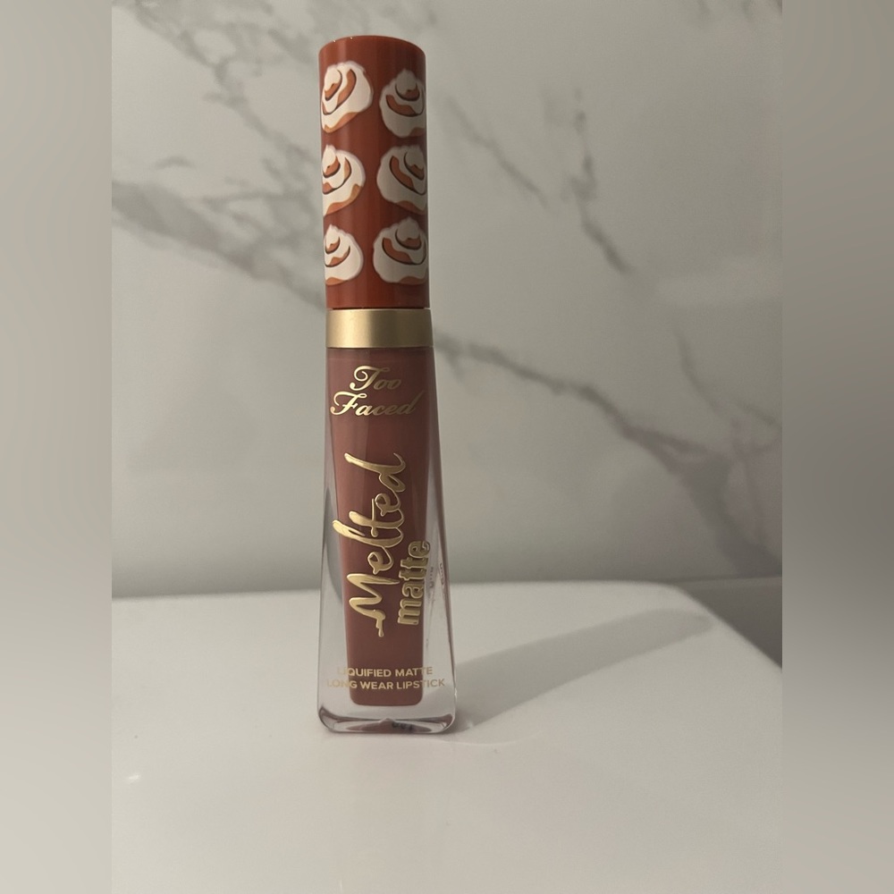 Too Faced Cinnamon Bun Liquid Lipstick